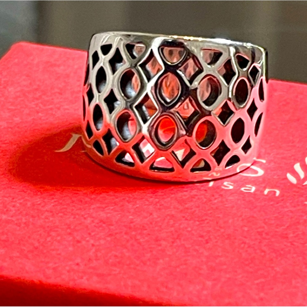 James Avery Retired Openwork ring